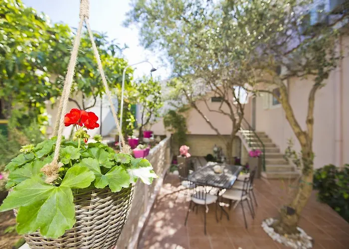 Milton Hvar Apartman *