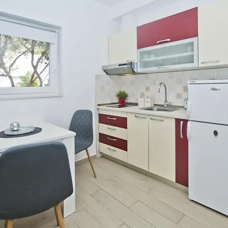 Milton Hvar Apartment