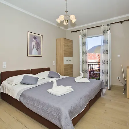 Milton Hvar Apartment *