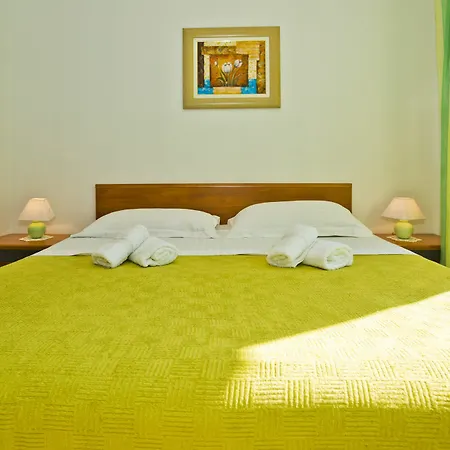 Apartment Milton Hvar Hvar Town