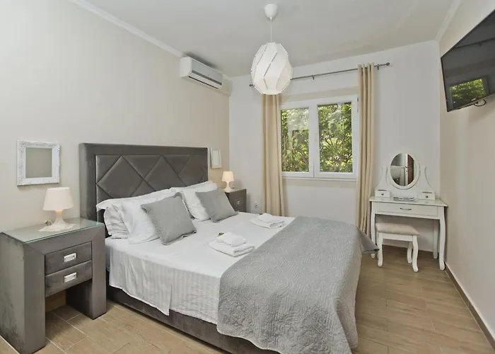 Milton Hvar 公寓 赫瓦尔