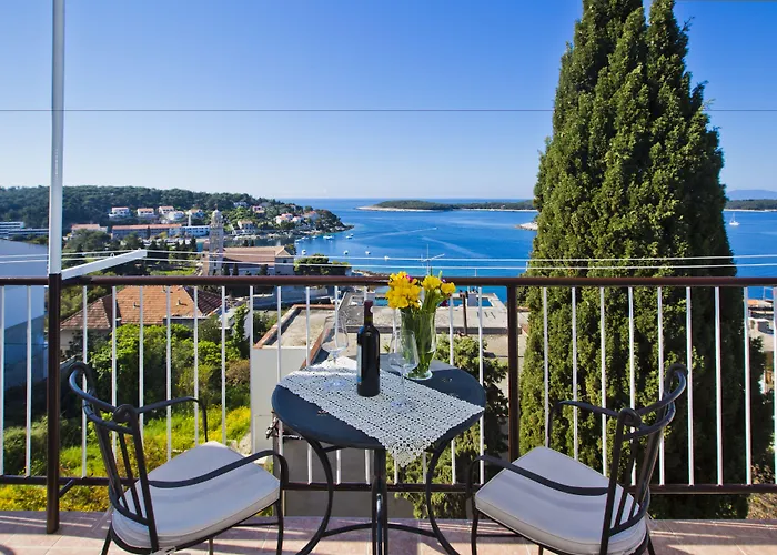 Apartment Milton Hvar Hvar Town