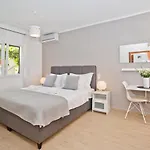 Milton Hvar Appartement *