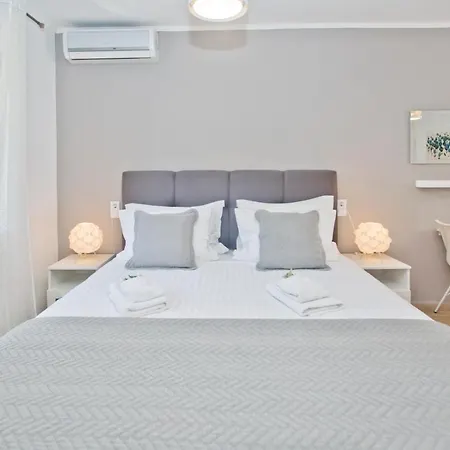 Milton Hvar Hvar Town